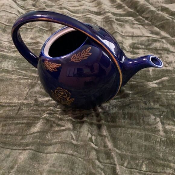Hall Cobalt Blue Airflow Tea pot 6 Cup Art Deco Gold Trim - Picture 4 of 4